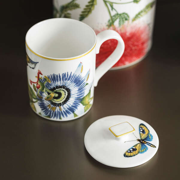 Amazonia Gifts Кружка с крышкой